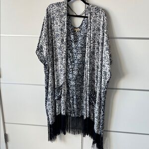 Democracy Oversized Floral Kimono